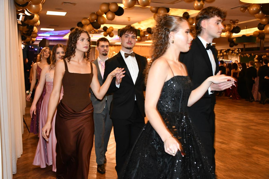 Lubliniec. Kochcice. Poloneza czas zacząć. Tak się bawi Mickiewicz