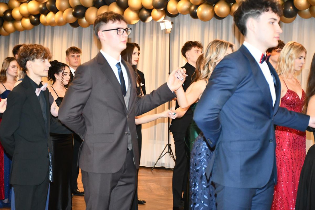 Lubliniec. Kochcice. Poloneza czas zacząć. Tak się bawi Mickiewicz