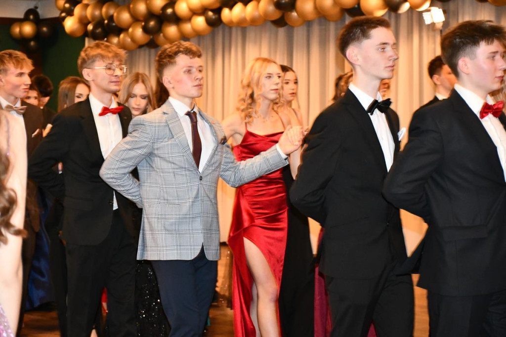 Lubliniec. Kochcice. Poloneza czas zacząć. Tak się bawi Mickiewicz