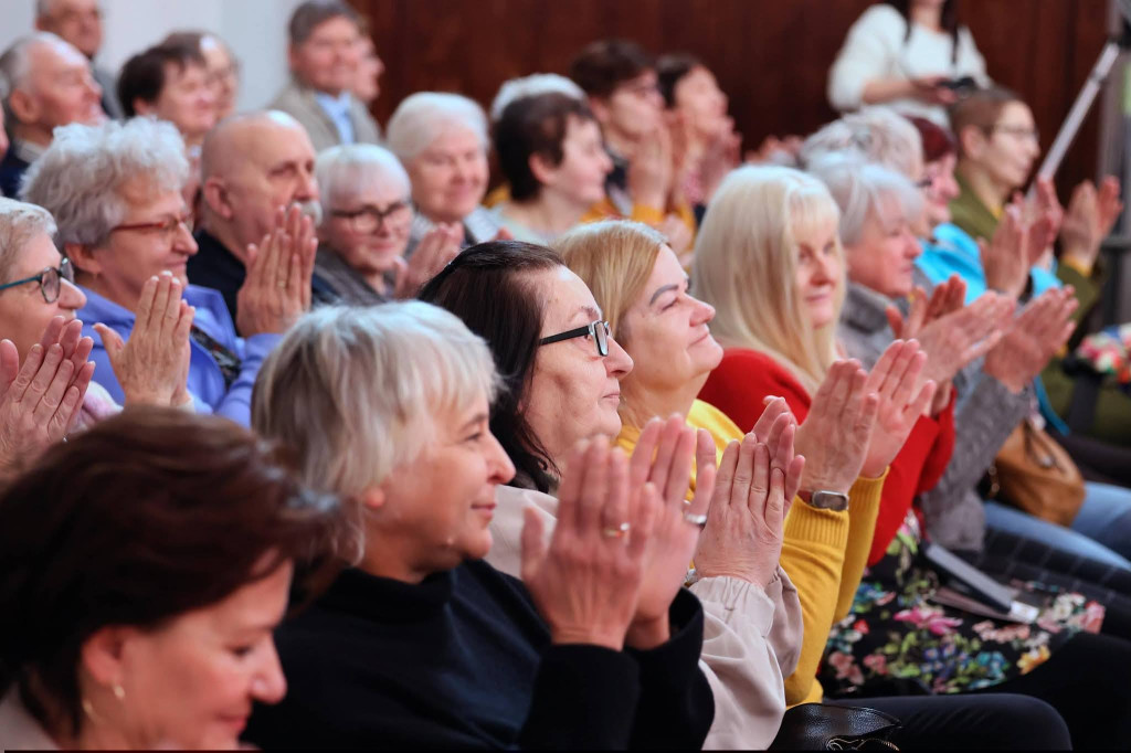 Śląsk gościł seniorów i wystąpił w Katowicach