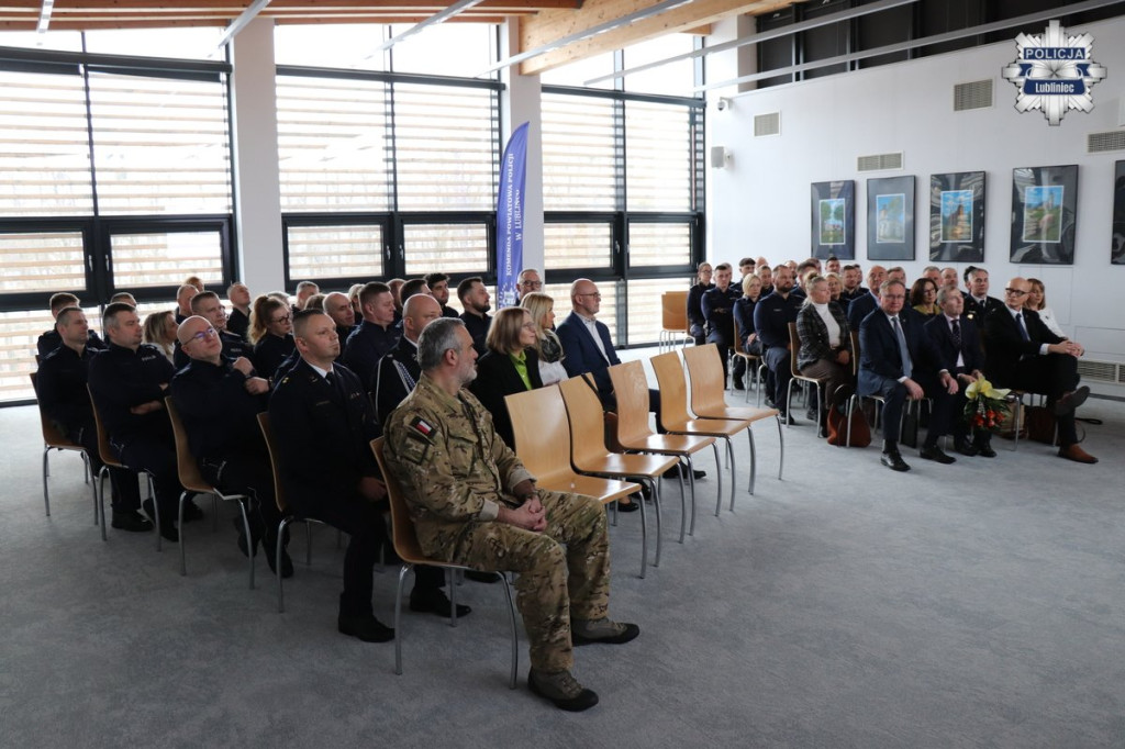 Lubliniec. Policja podsumowała, strażacy wyróżnili