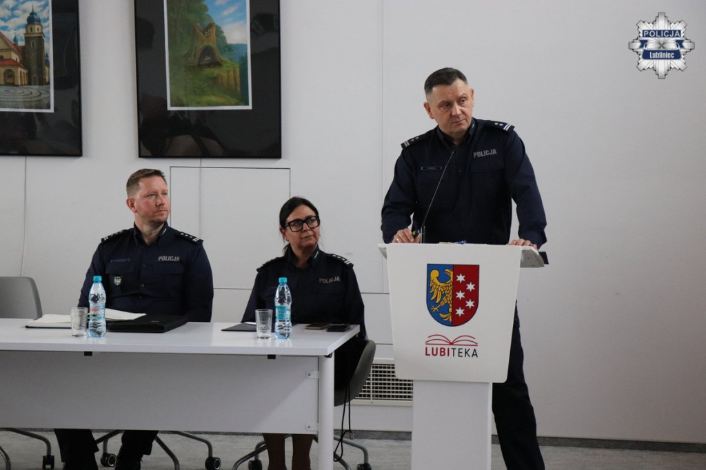 Lubliniec. Policja podsumowała, strażacy wyróżnili