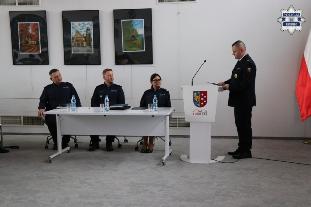 Lubliniec. Policja podsumowała, strażacy wyróżnili