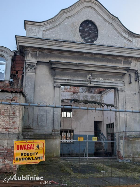 Przez dekady niszczała, dzisiaj jest atrakcją turystyczną