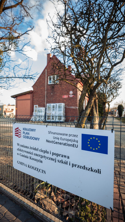 Koszęcin. Praca w przedszkolach i szkole wre