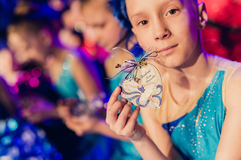 Lubliniec. Mażoretki Szafir na scenie