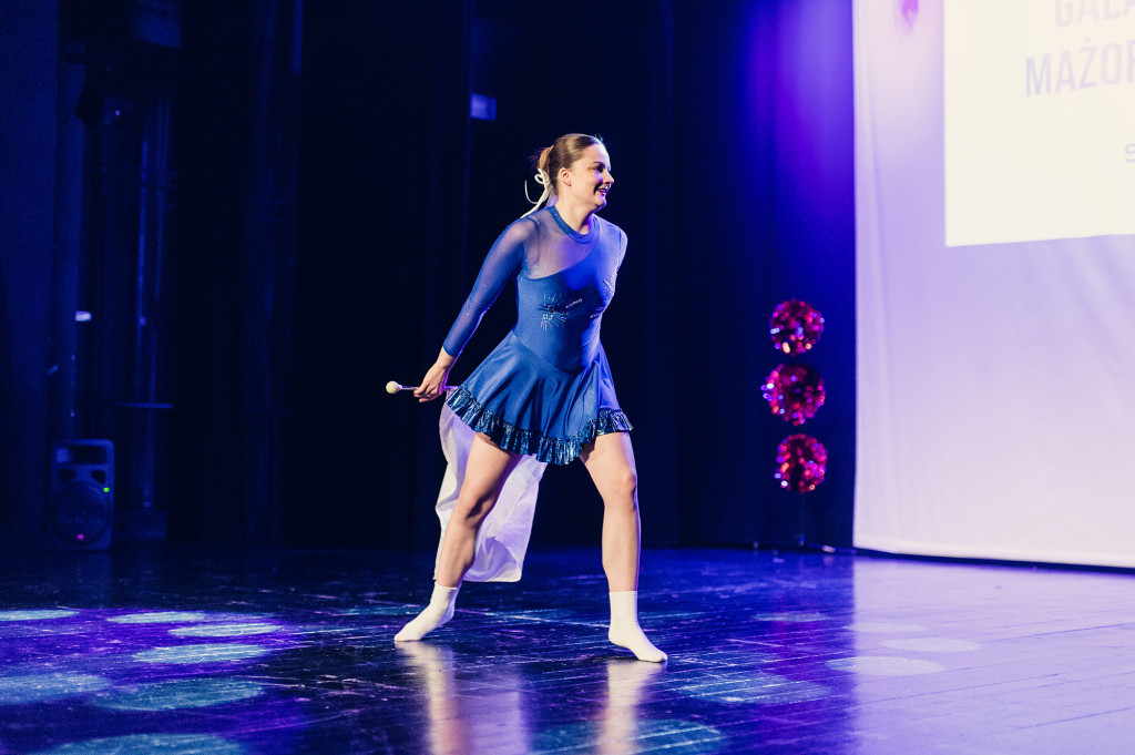 Lubliniec. Mażoretki Szafir na scenie