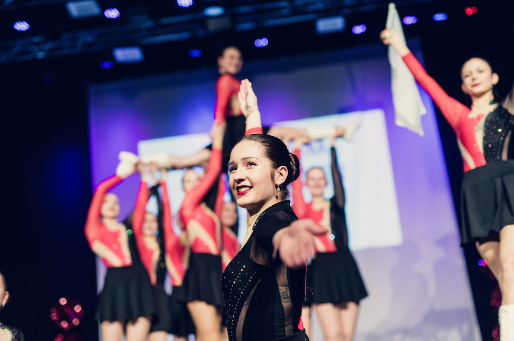 Lubliniec. Mażoretki Szafir na scenie