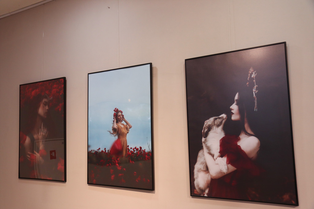 Lubliniec. Fortuńska i Steczkowska na wernisażu