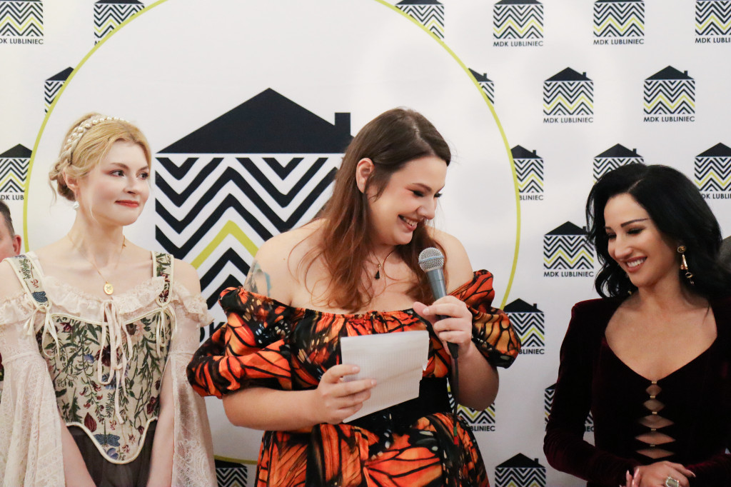 Lubliniec. Fortuńska i Steczkowska na wernisażu