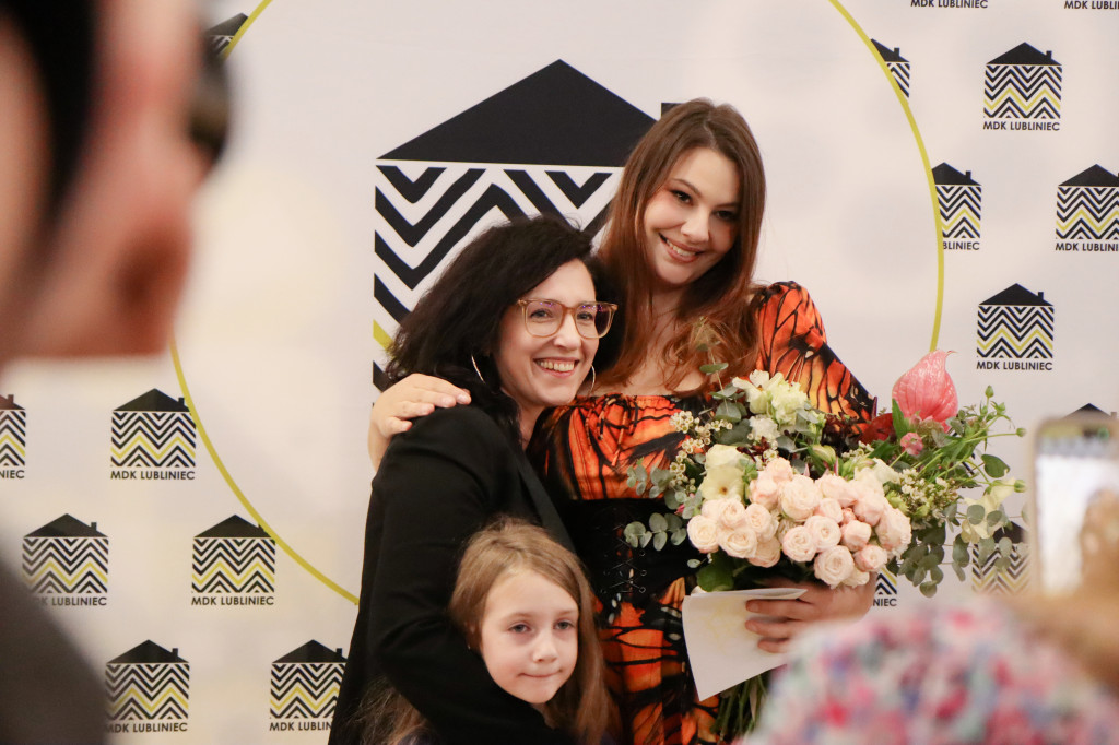 Lubliniec. Fortuńska i Steczkowska na wernisażu