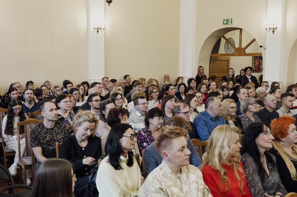 Szkoła świętuje. Fotorelacja z jubileuszu
