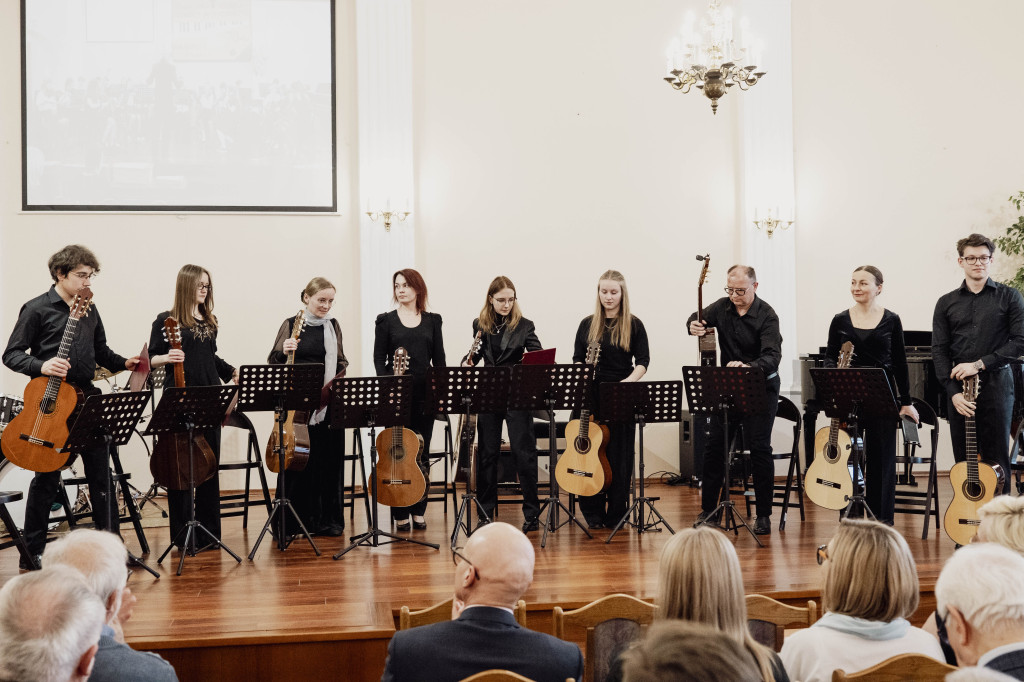 Szkoła świętuje. Fotorelacja z jubileuszu