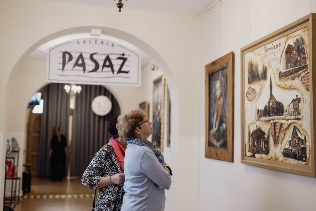 Szkoła świętuje. Fotorelacja z jubileuszu