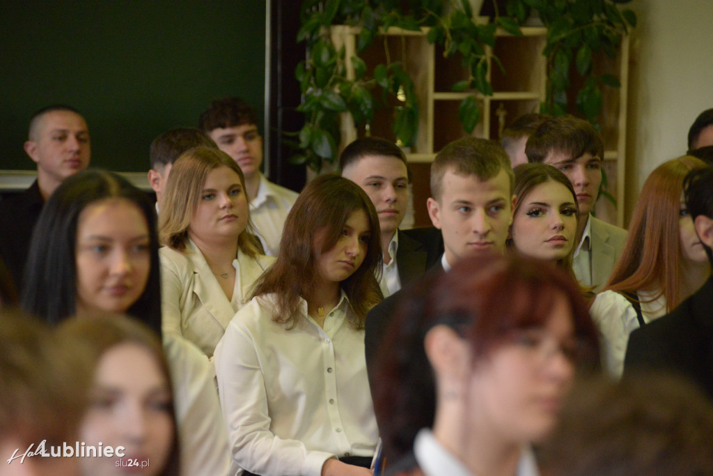 Pożegnanie maturzystów w ZSOT w Lublińcu