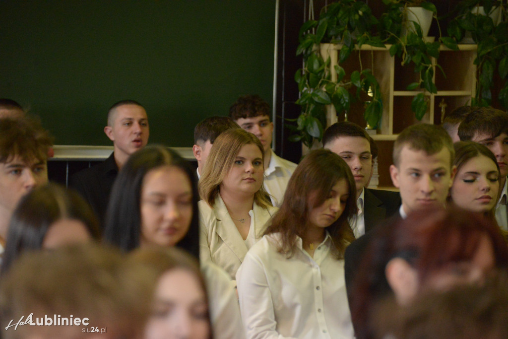 Pożegnanie maturzystów w ZSOT w Lublińcu
