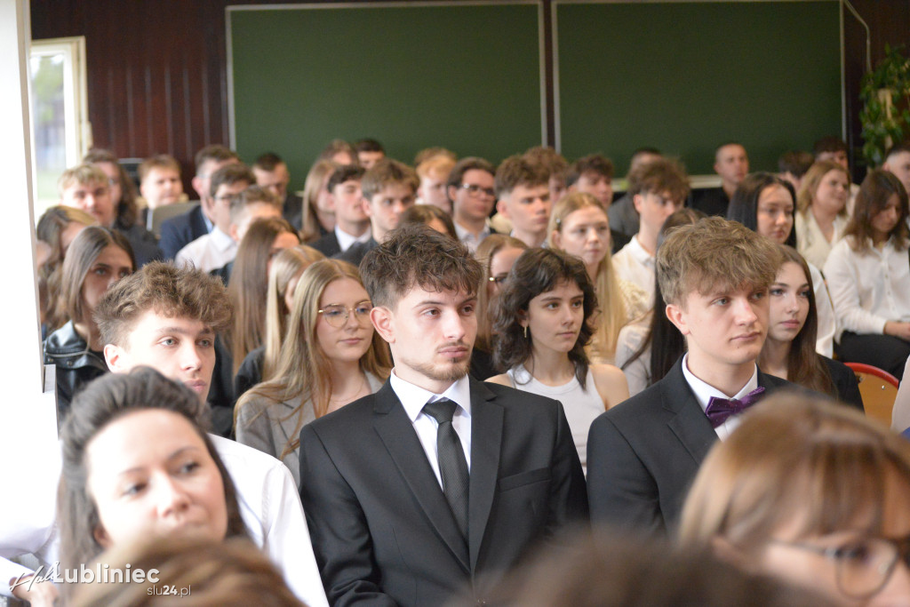 Pożegnanie maturzystów w ZSOT w Lublińcu