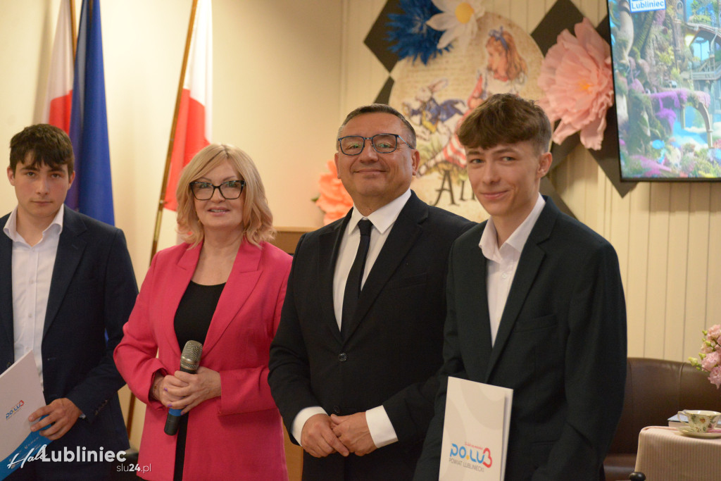 Pożegnanie maturzystów w ZSOT w Lublińcu