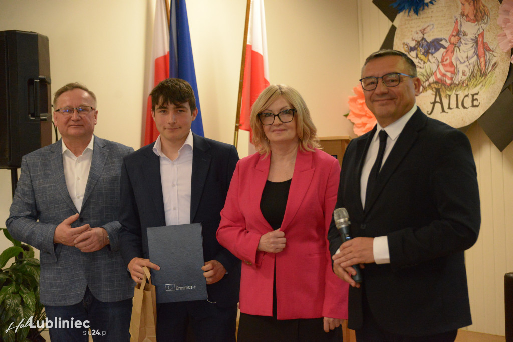 Pożegnanie maturzystów w ZSOT w Lublińcu