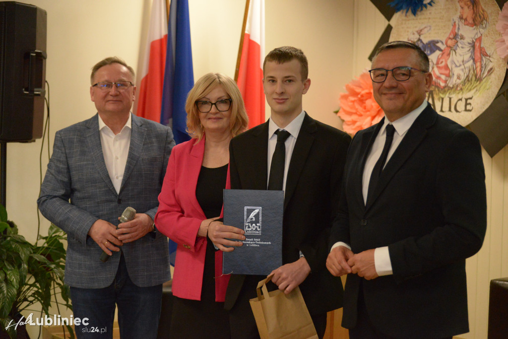 Pożegnanie maturzystów w ZSOT w Lublińcu