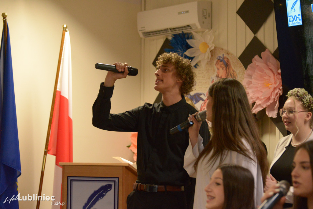 Pożegnanie maturzystów w ZSOT w Lublińcu