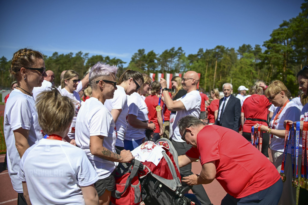 Prawie 800 uczestników na starcie biegu