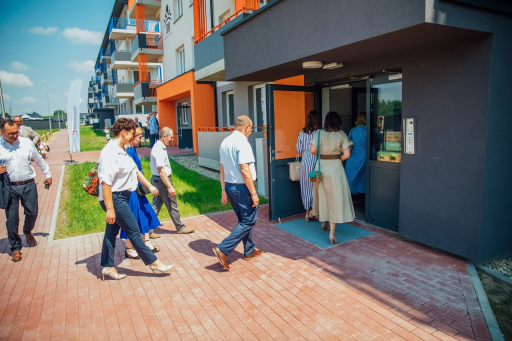Lubliniec. Dostali klucze do nowych mieszkań