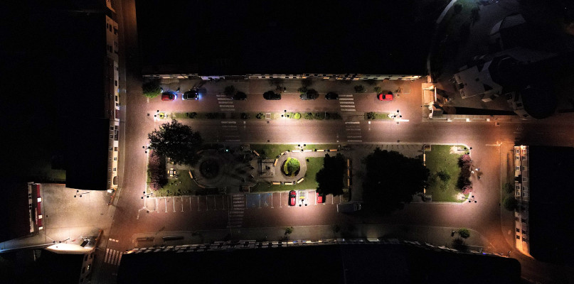 Woźniki. Tak wygląda wieczorem rynek. Fot. Jarosław Myśliwski 