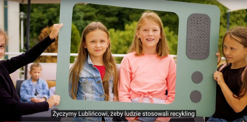 Miejski Dom Kultury w Lublińcu przygotował życzenia. Fot YouTube