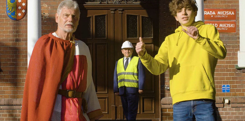 Teledysk Moje miasto opowiada jak za czasów ksiącia Władysława i burmistrza Maniury Lubliniec wypiękniał. Fot. YouTube