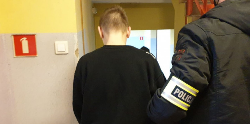 Włamywaczami okazali się 25-latka i 19-latek. Fot. Archiwum policji