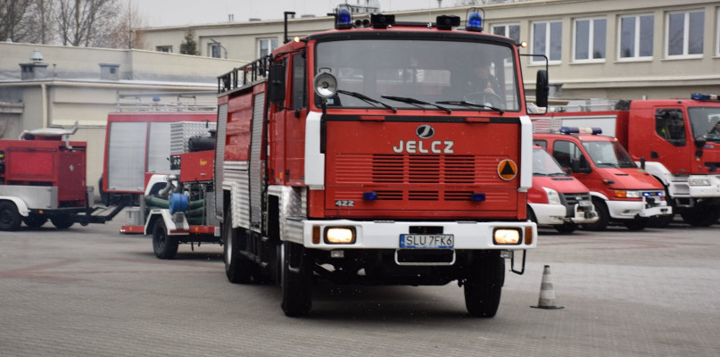 Jeden z wozów przekazała OSP Kamienica Śląska z powiatu lublinieckiego. Fot. KW PSP