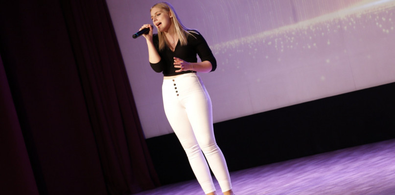 Grand Prix konkursu zdobyła Kamilla Szopka z Miejskiego Domu Kultury w Lublińcu. Fot. Archiwum UG