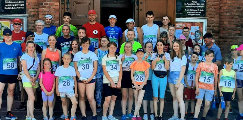 Uczestnicy Biegu Papieskiego. Fot. Archiwum starostwa