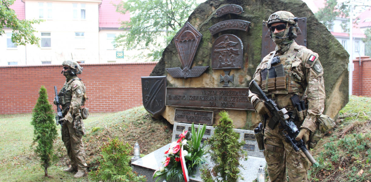 Komandosi pamiętają. Fot. Archiwum JWK