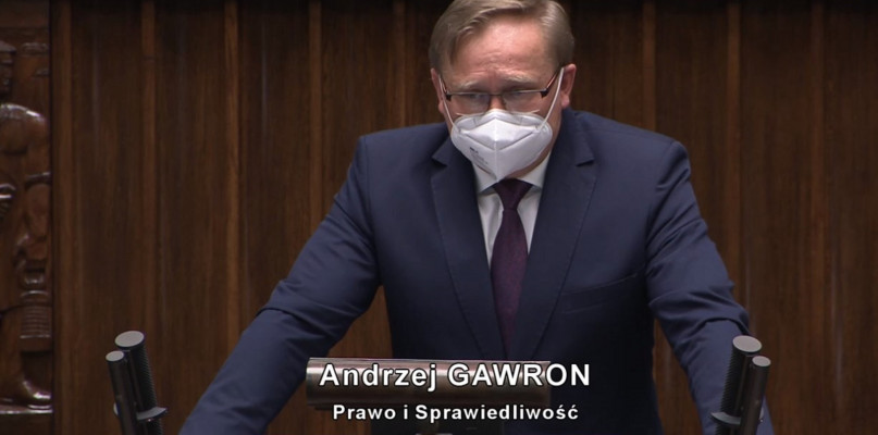 Wśród posłów, którzy nie chcieli odrzucenia był Andrzej Gawron z PiS. Fot. Zrzut ekranu 