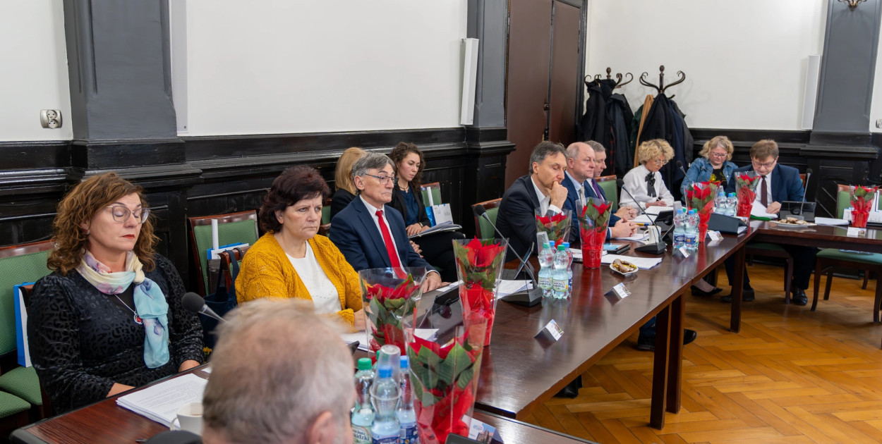 Budżetowa sesja rady powiatu lublinieckiego. Mirosław Włodarczyk /Archiwum Starostwa Powiatowego w Lublińcu 