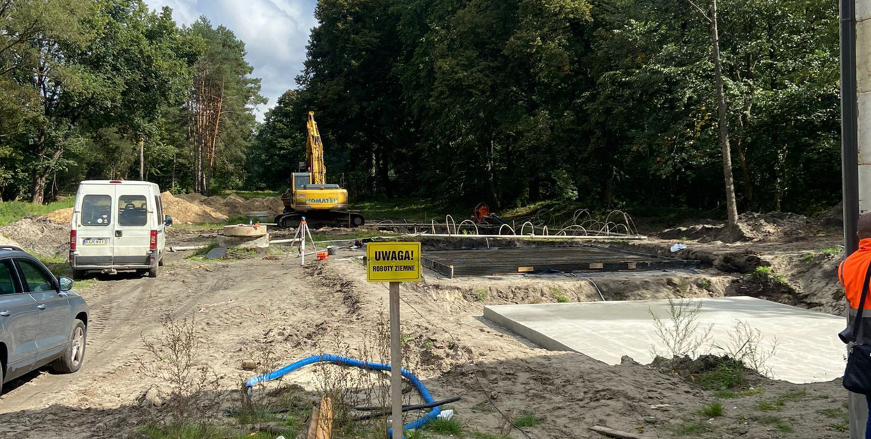 Mieszkańcy Kokotka już nie musza oglądać takich obrazków. Budowa Kanalizacji dobiegła końca. Fot. Archiwum UM Lubliniec