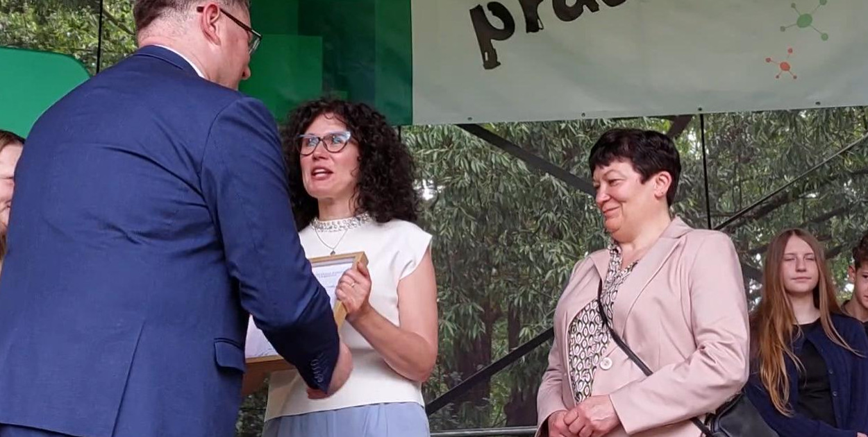  Z powiatu lublinieckiego wśród zwycięzców jest tylko Szkoła Podstawowa im. W. Kawy i B. Kawy w Kośmidrach. Fot. Jarosław Myśliwski