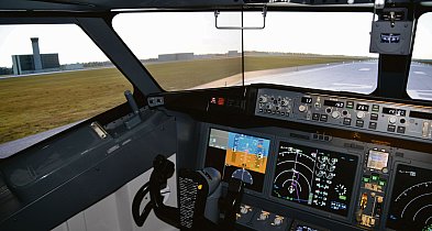 Po sąsiedzku. Nowy symulator lotów Boeingiem 737 MAX -9943