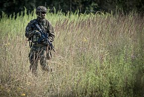 Polski generał z mocnym przesłaniem! "Nasze pokolenie stanie z bronią w ręku"-8345