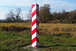 Nie każdy przejedzie bez zatrzymania. Wracają kontrole na granicach Polski-10962