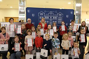 Lubliniec. Konkurs na kartkę rozstrzygnięty [FOTO]-812