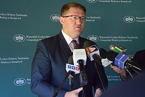 Prezes WFOŚiGW w Katowicach Mateusz Pindel o programie Czyste Powietrze-11517