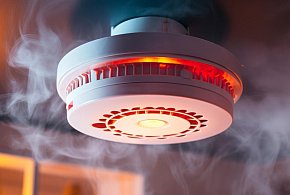 Rewolucja w przepisach pożarowych. Nowe obowiązki dla właścicieli domów i firm-12059