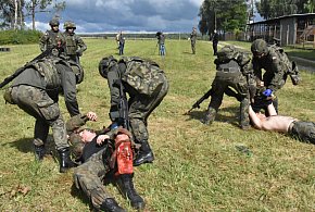 Setki tysięcy Polaków pójdą na szkolenie. Wojsko otwiera drzwi dla cywilów-12138