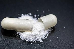 Salmonella w popularnym suplemencie. „Nie należy spożywać”-12235