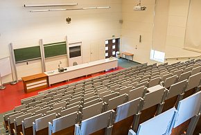 Uczelnie przeżywają oblężenie. Ten kierunek przyciąga tłumy-12295