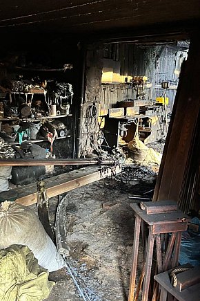 Powiat lubliniecki. Pożar budynków gospodarczych-724