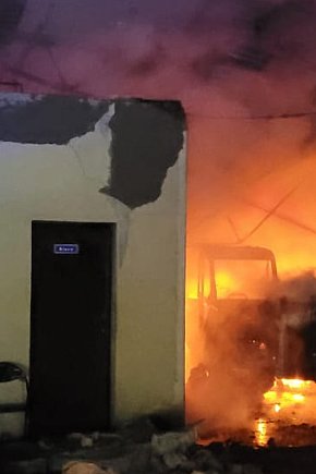 Powiat lubliniecki. Pożar hali z opałem. Podpalenie?-727